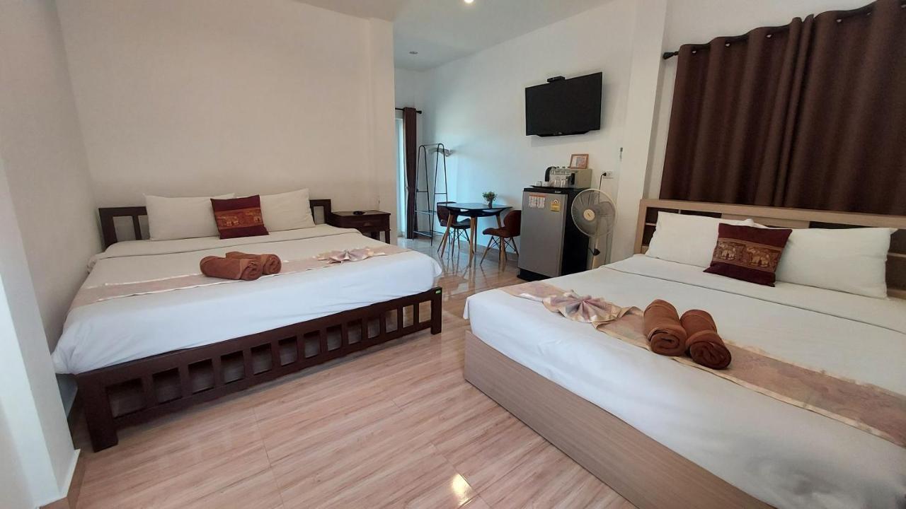 Hotel Panisara Pool 2*