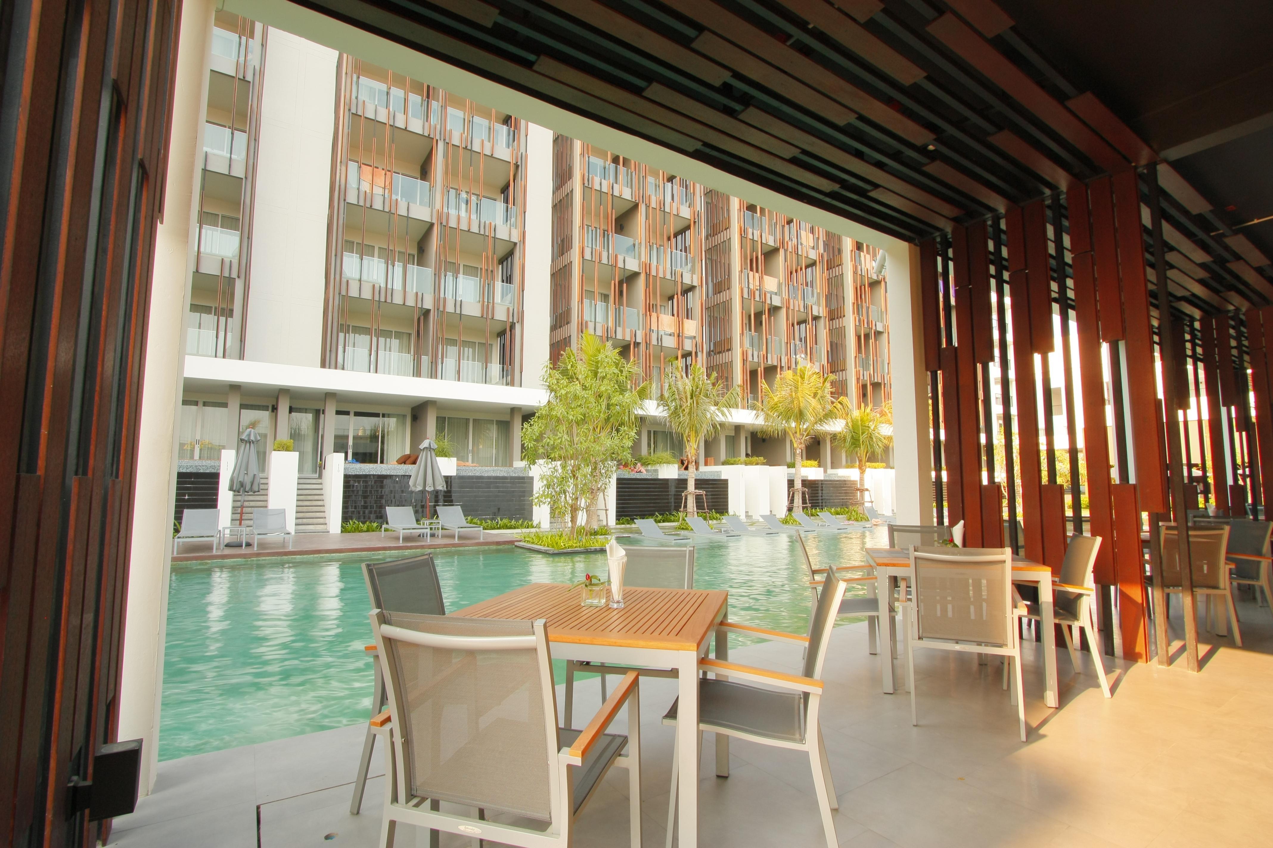 Hotel G & Mall 4*