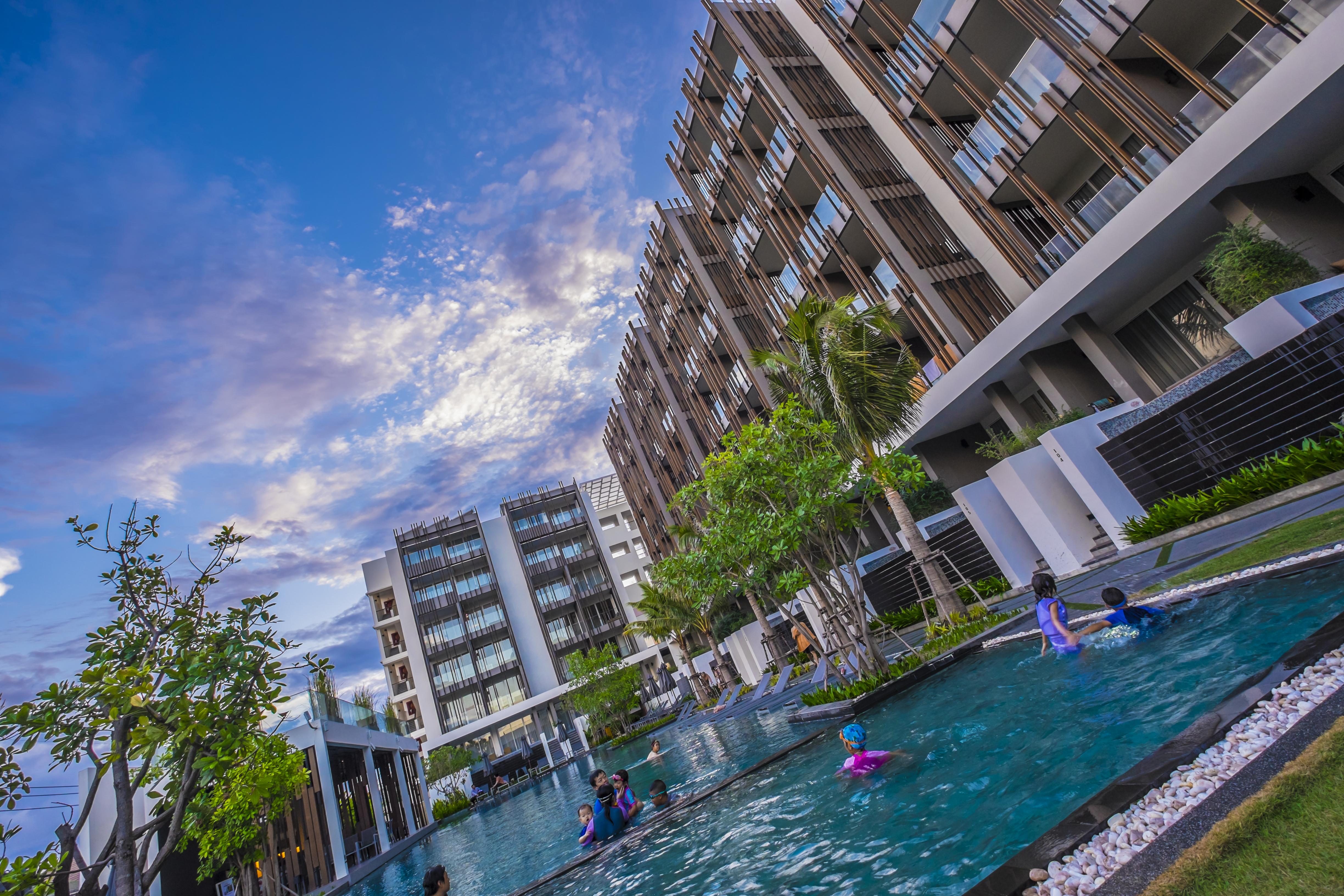 Hotel G & Mall