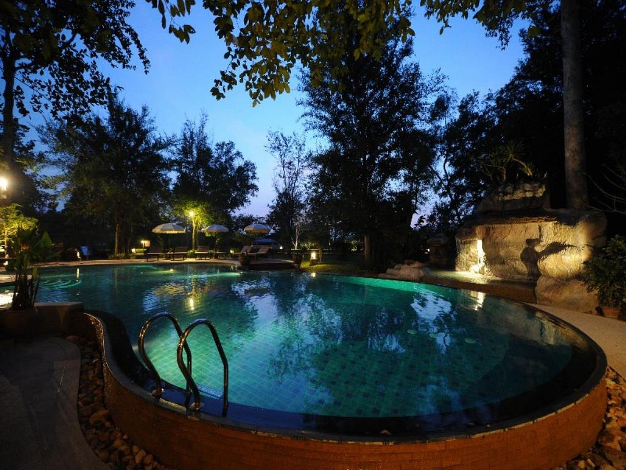 Vana Varin 3*