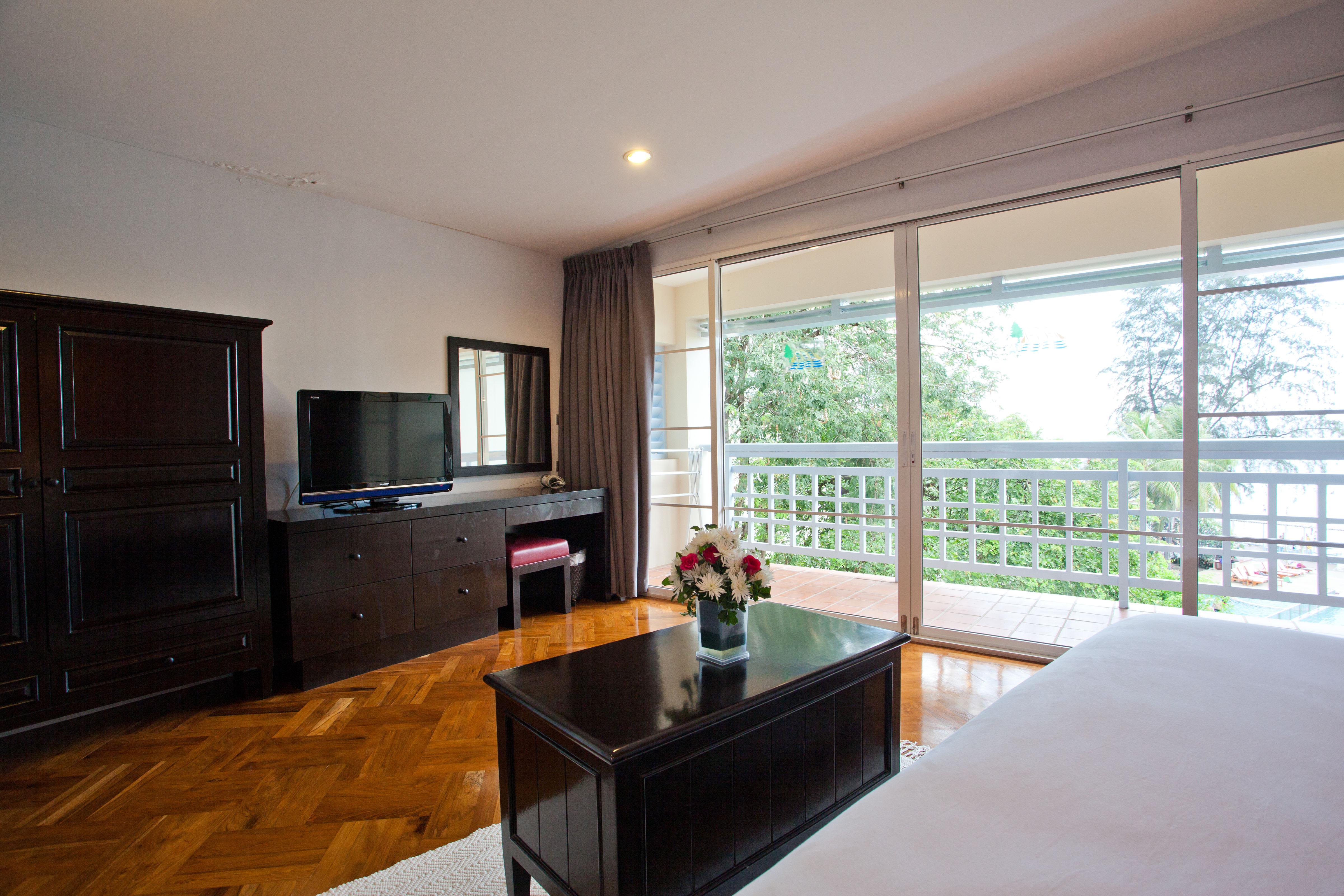 Chom View Hotel,