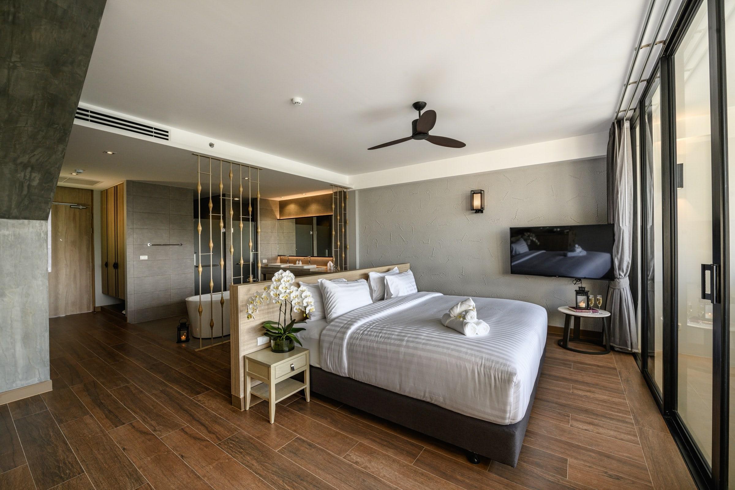 Isanook & Hua Hin