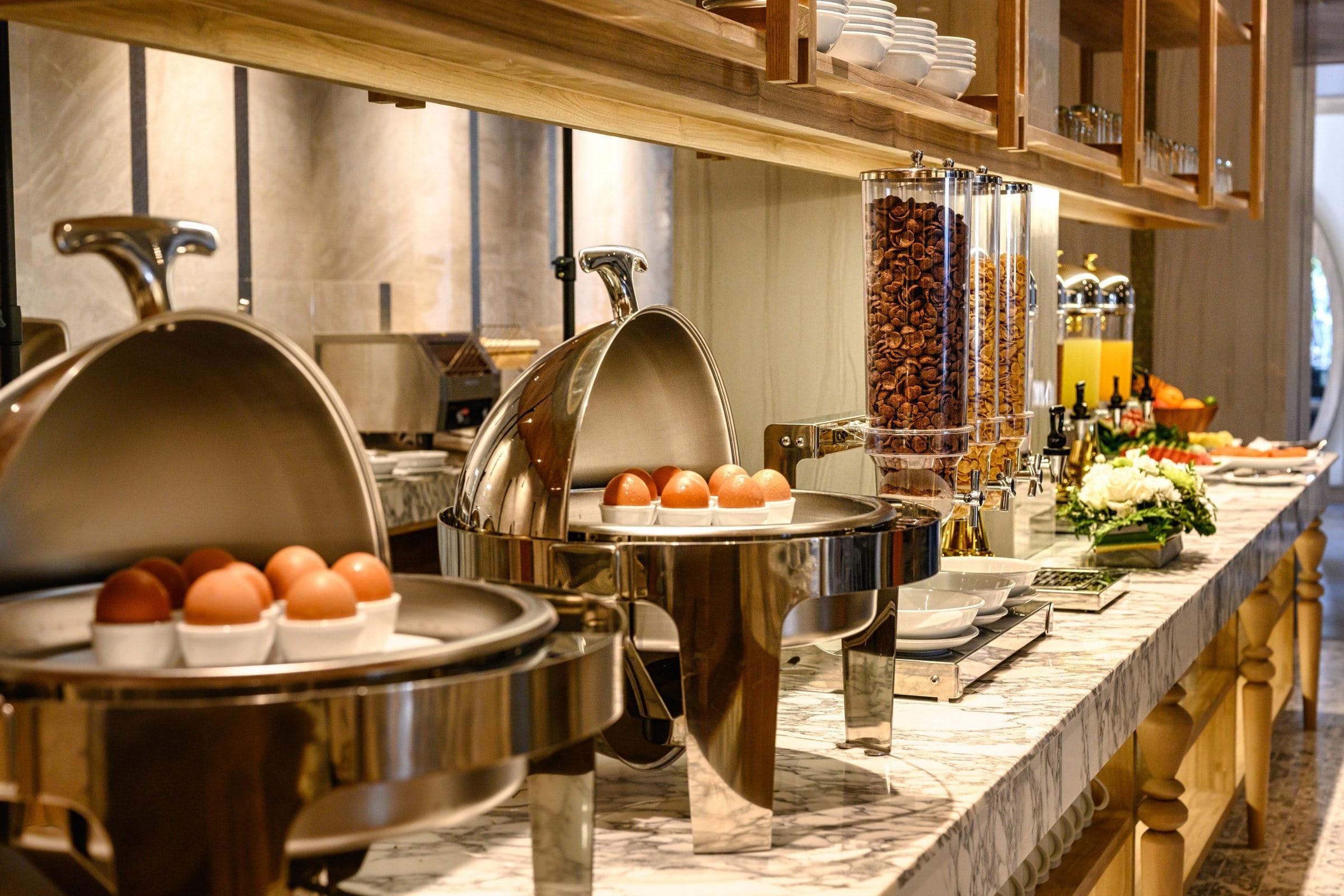 Isanook & Hotel Hua Hin
