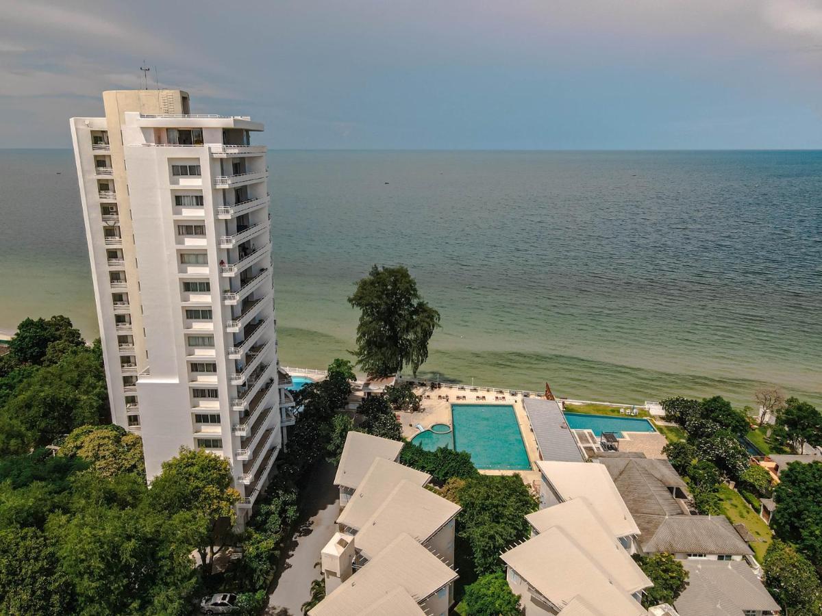Chom View Hotel, Hotel