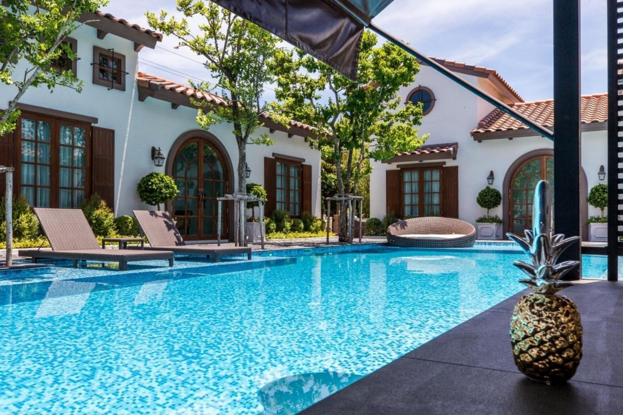Khách sạn Seville 4*