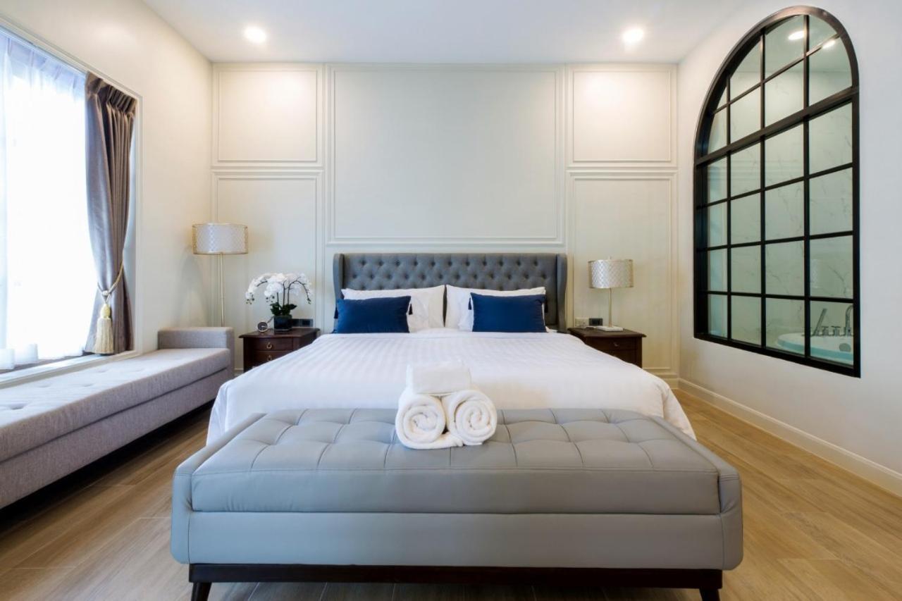 Seville Hua Hin