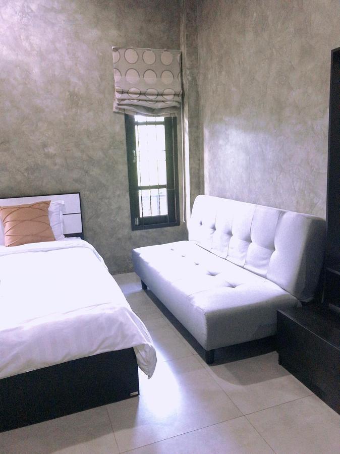 Pk Hua Hin