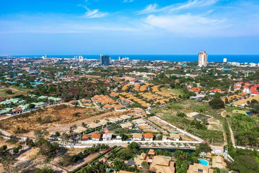 Villa 3 Bedroom Pool In Great Location Stv