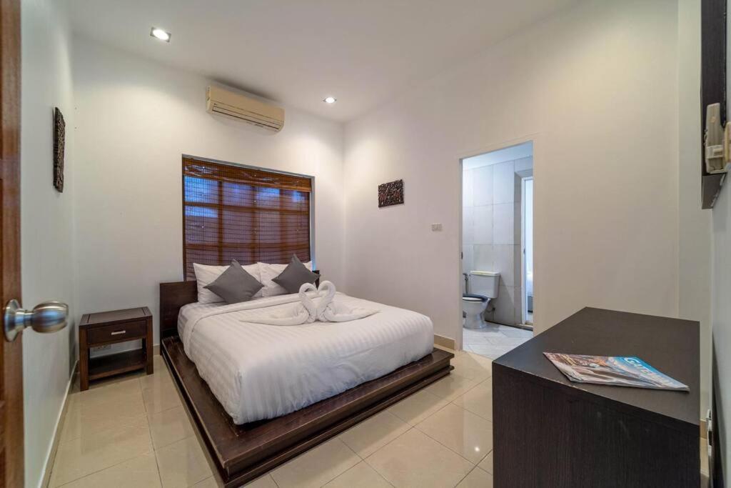 Private 4 Bedroom Pool Ng411 * HHQ
