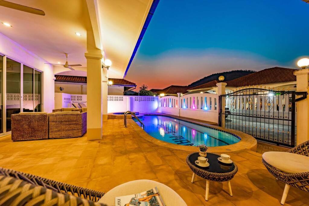 Villa Private 4 Bedroom Pool Ng411
