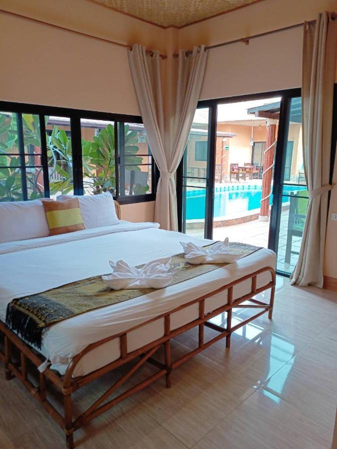 Hotel Panisara Pool HHQ