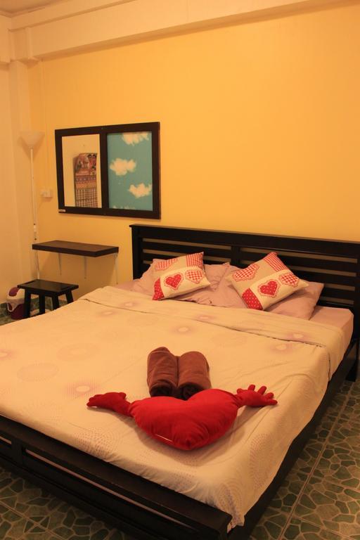 Tid Tarad Hostel *