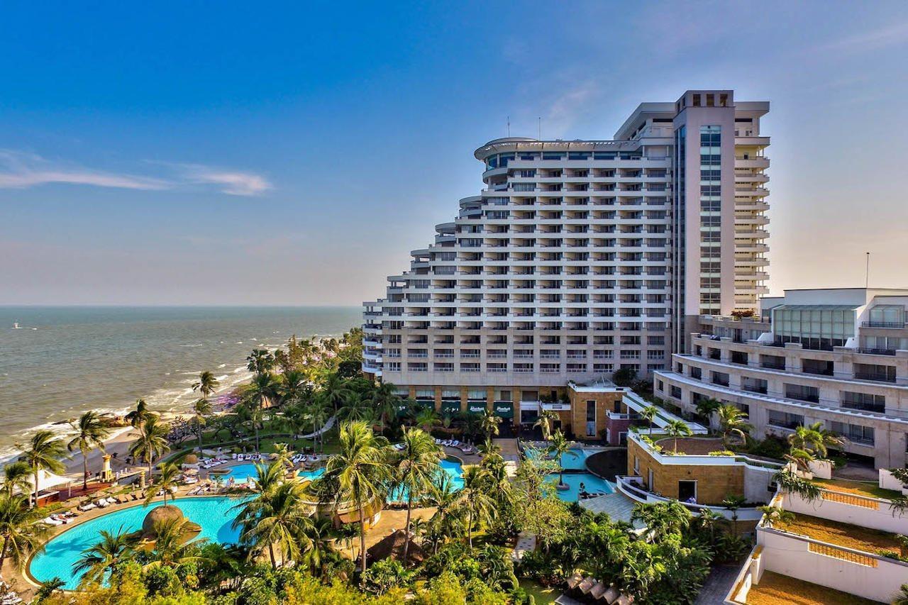 Hilton &