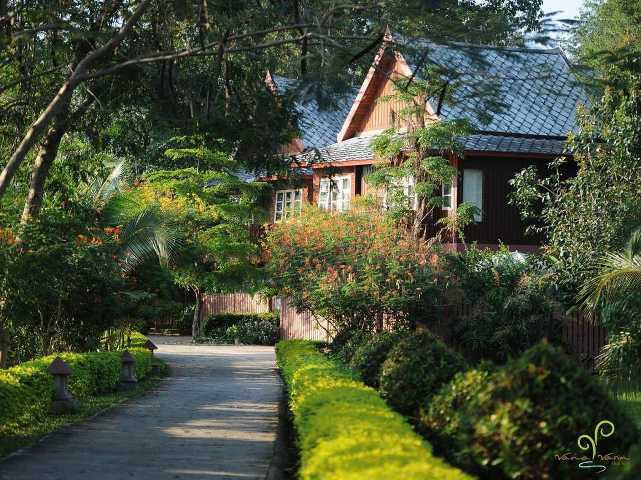 Vana Varin Resort HHQ