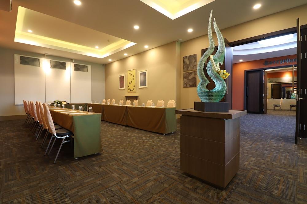Hotel Grand And Plaza - Sha Extra Hua Hin