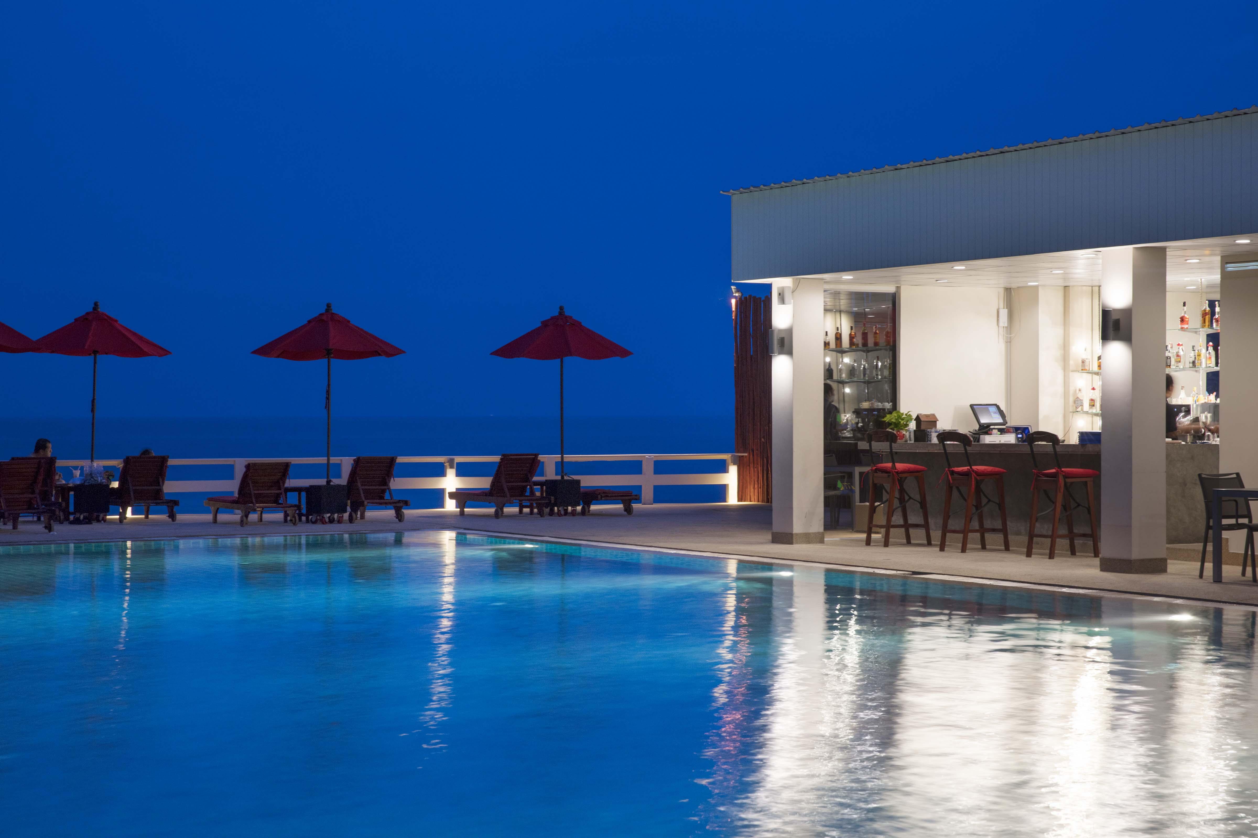 Chom View Hotel,