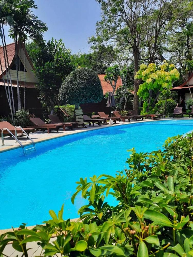 Baan Duangkaew 3*