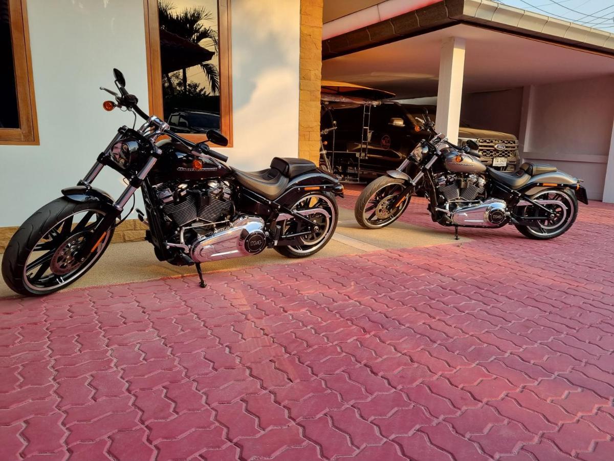 Meyers Resort *