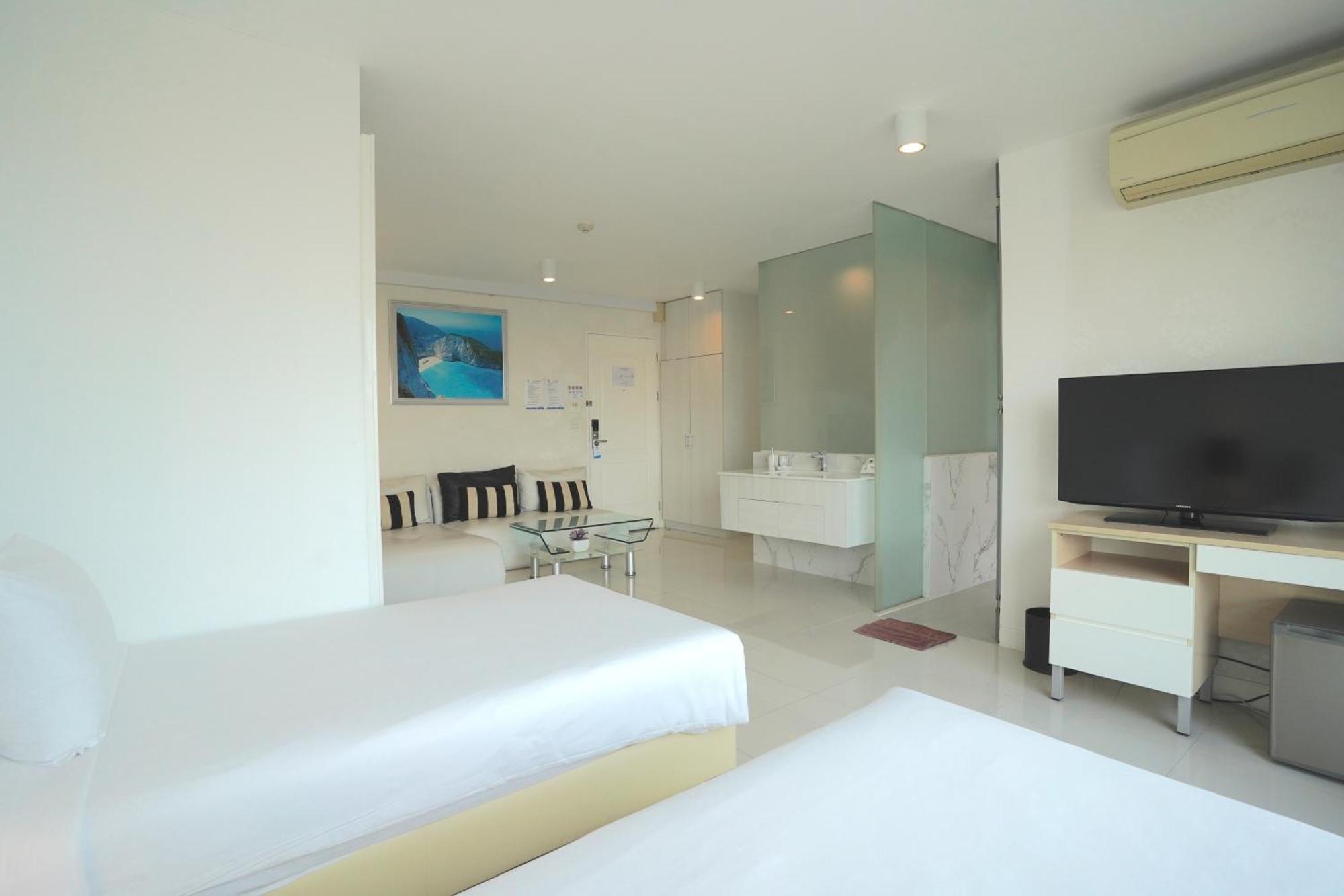 Royal Pavilion 4* Hua Hin