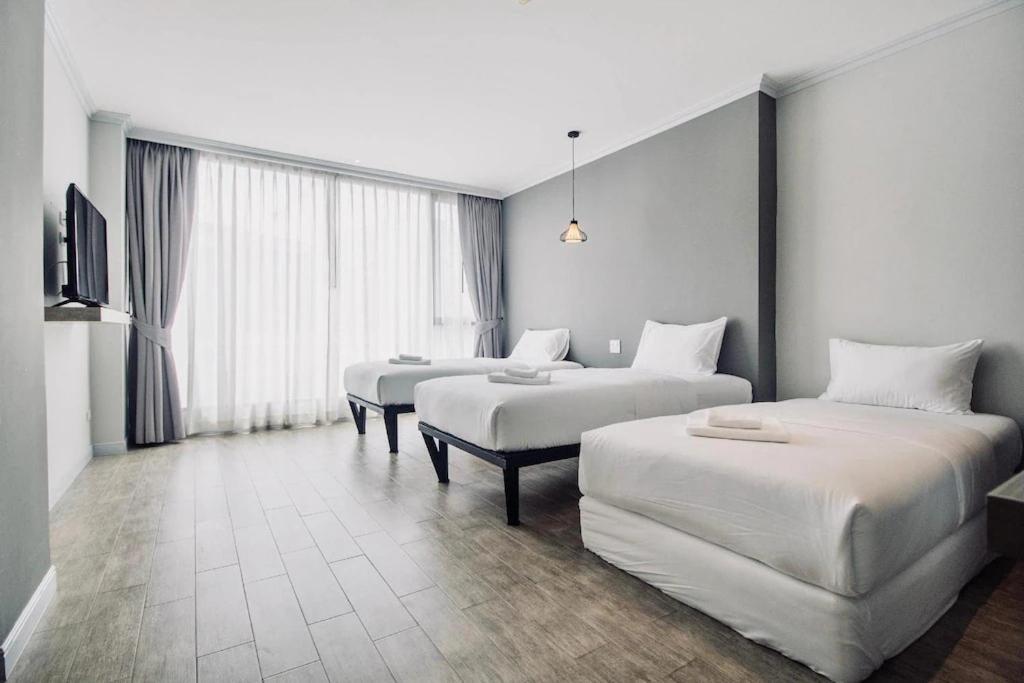 The Corner Hotel Hua Hin