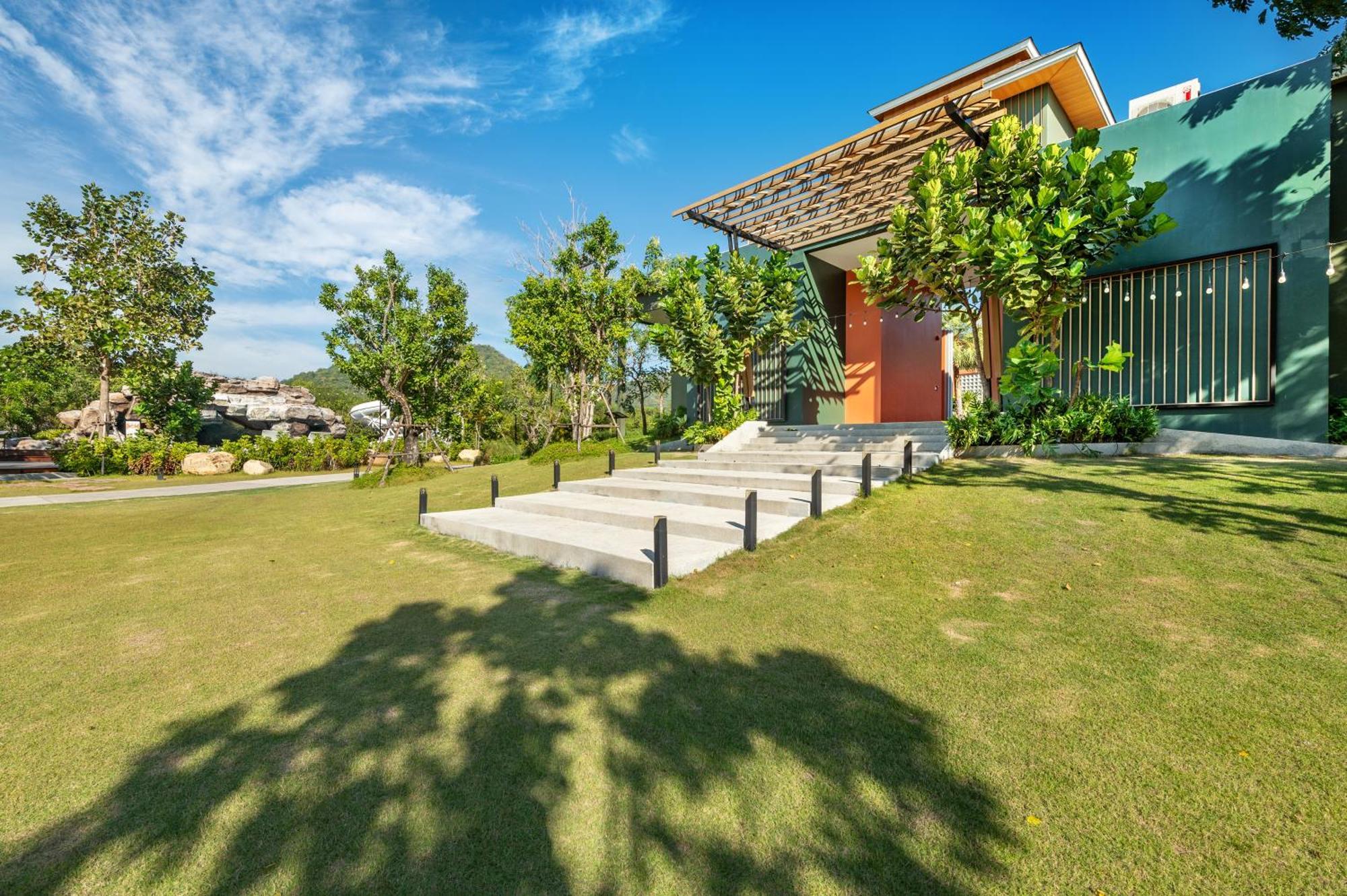 Hotel Phukalini Luxury Pool & Onsen Hua Hin