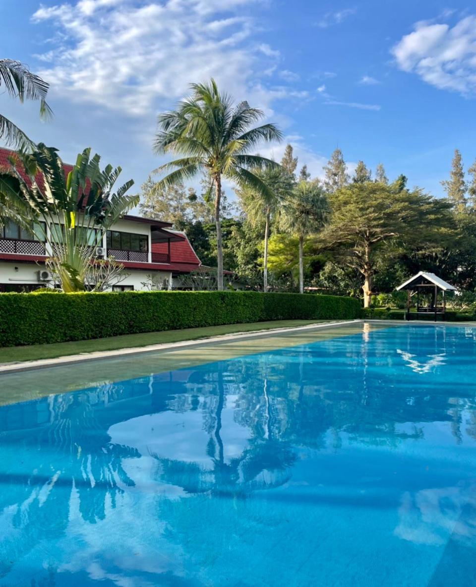 Holiday home Charming Asian Style House Close To Black Mountain Golf Club