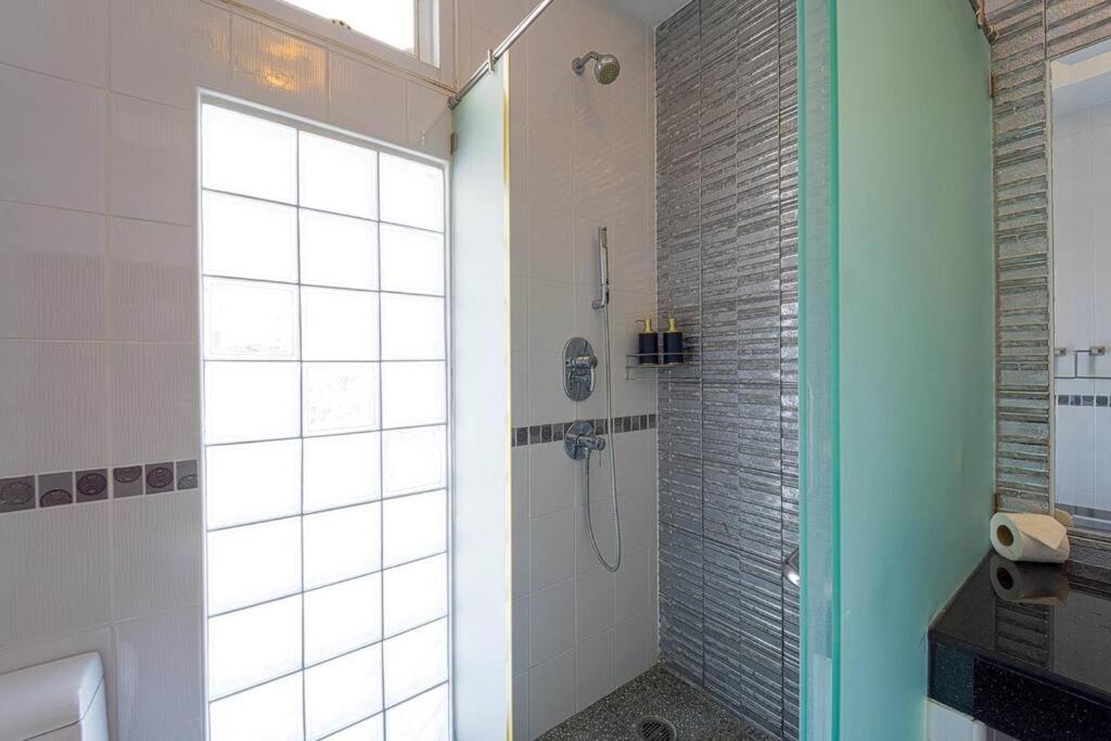 Villa Luxurious 5-bedroom Private Pool Villa! Pv6