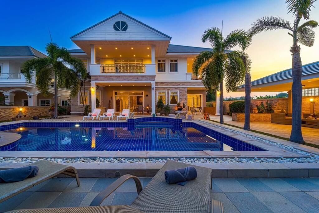 Luxurious 5-bedroom Private Pool Villa! Pv6 Hua Hin