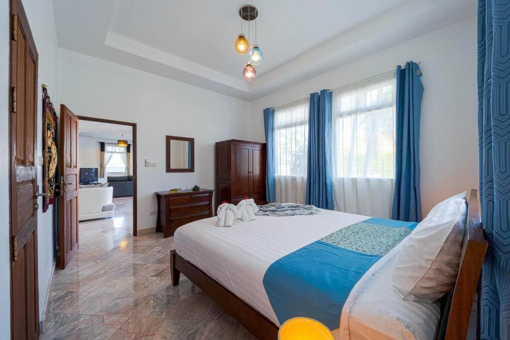 Luxurious 5-bedroom Private Pool Villa! Pv6 * Hua Hin