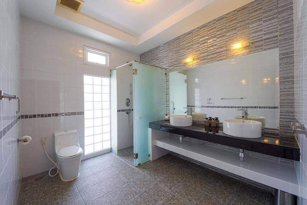 Luxurious 5-bedroom Private Pool Villa! Pv6 Villa *