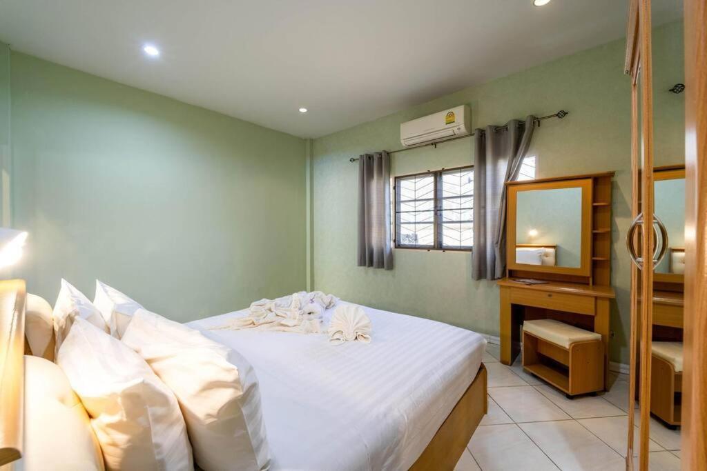 3 Bedroom Pool Close To Center! S102 * Hua Hin