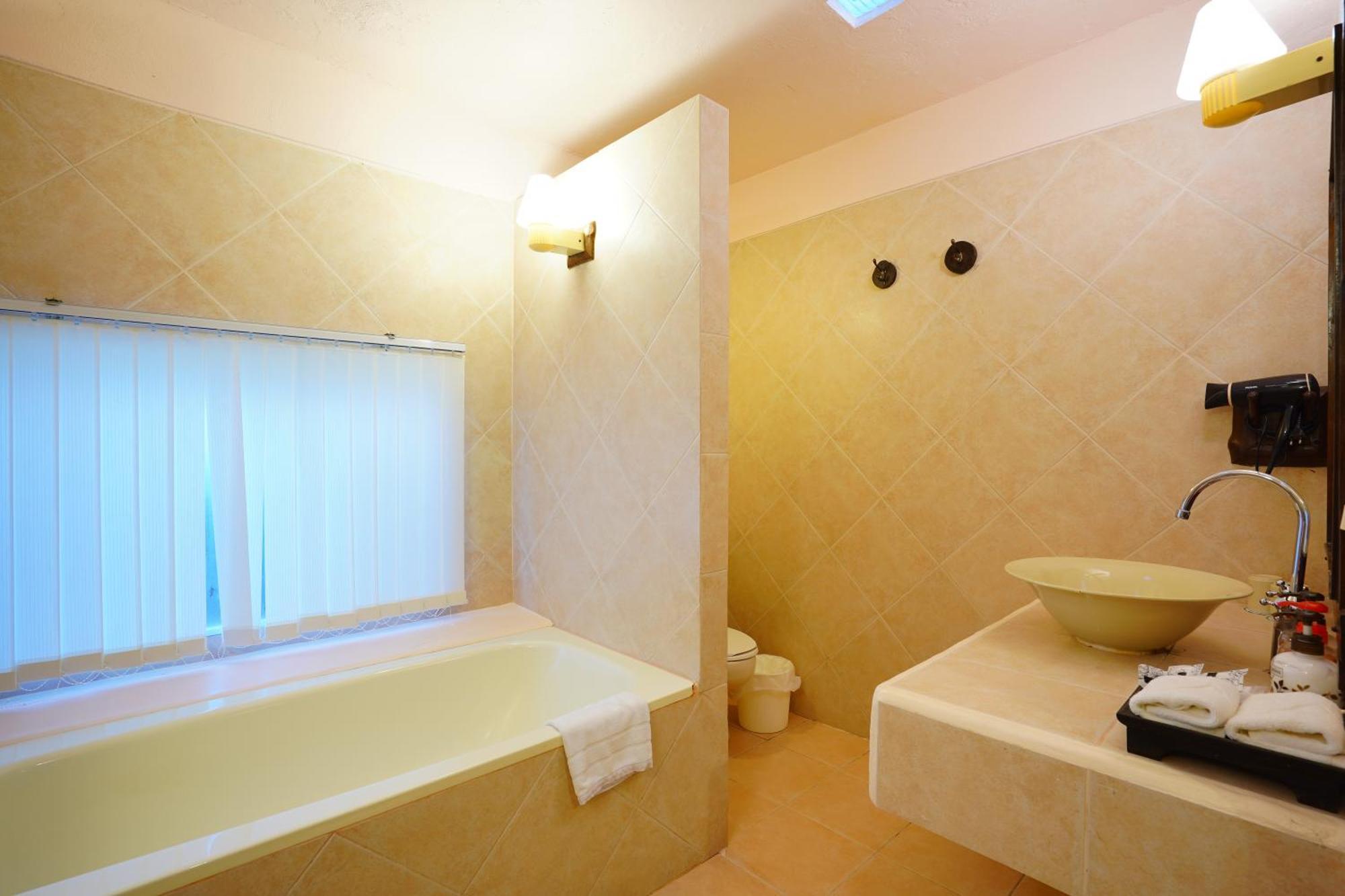 Davinia Resort 4*