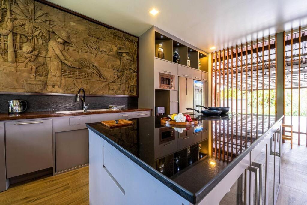 Secluded Oasis For Family And Friends Bm5 Villa *