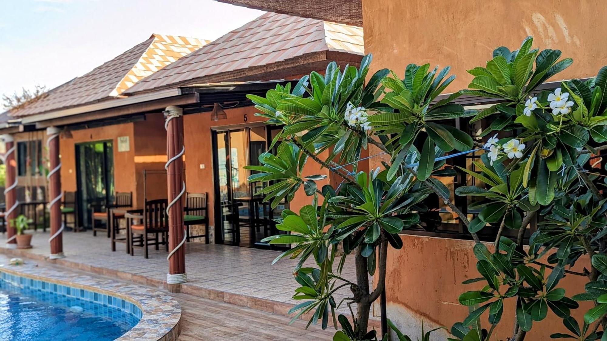 Panisara Pool Hotel