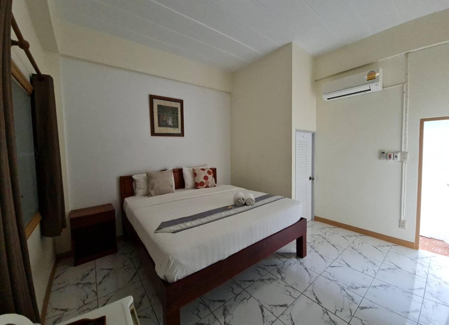 Gasthof 88 Backpackers HHQ