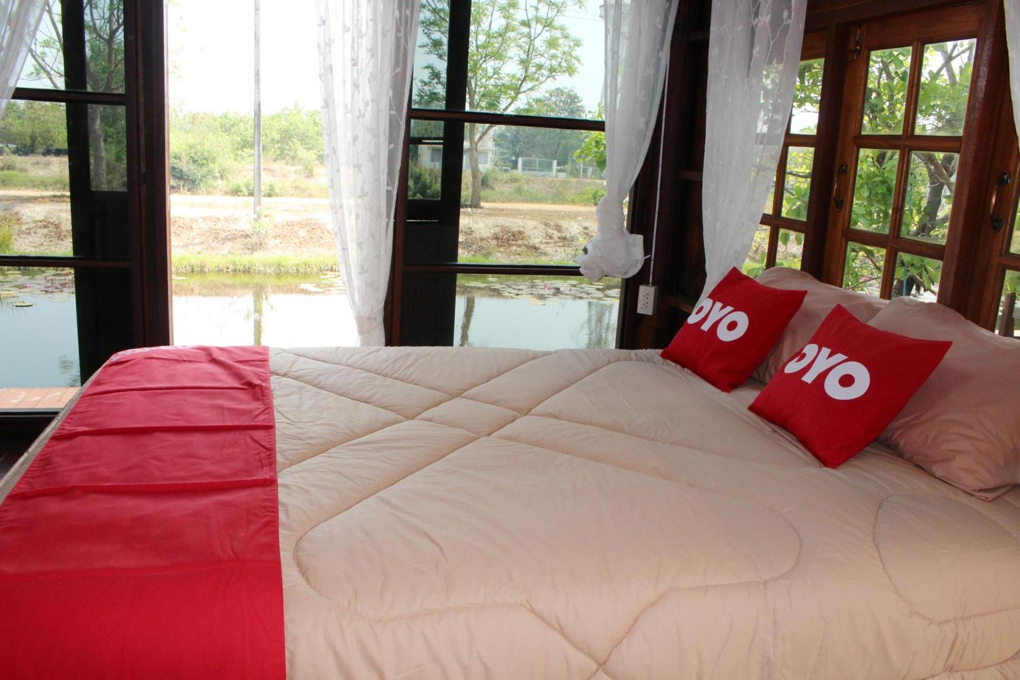 Baan Suan Mulberry Farmstay Hotel