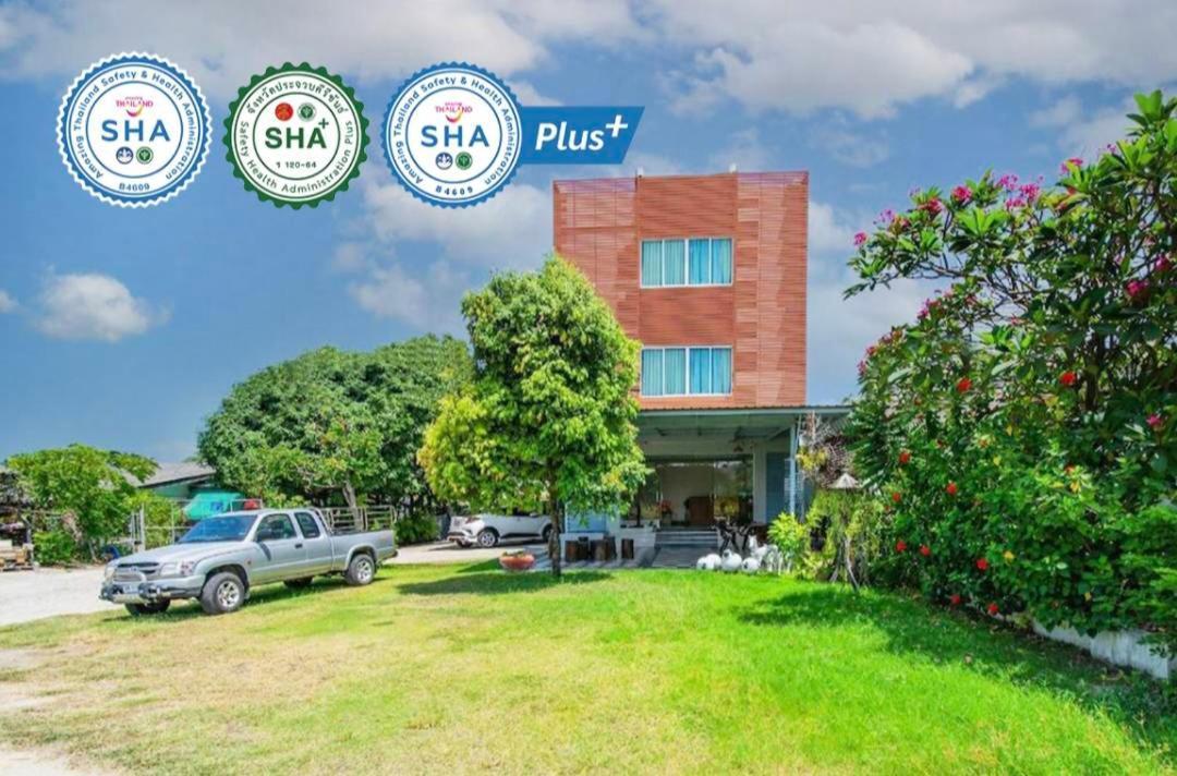 Baan Poemsuk Khách sạn 2*