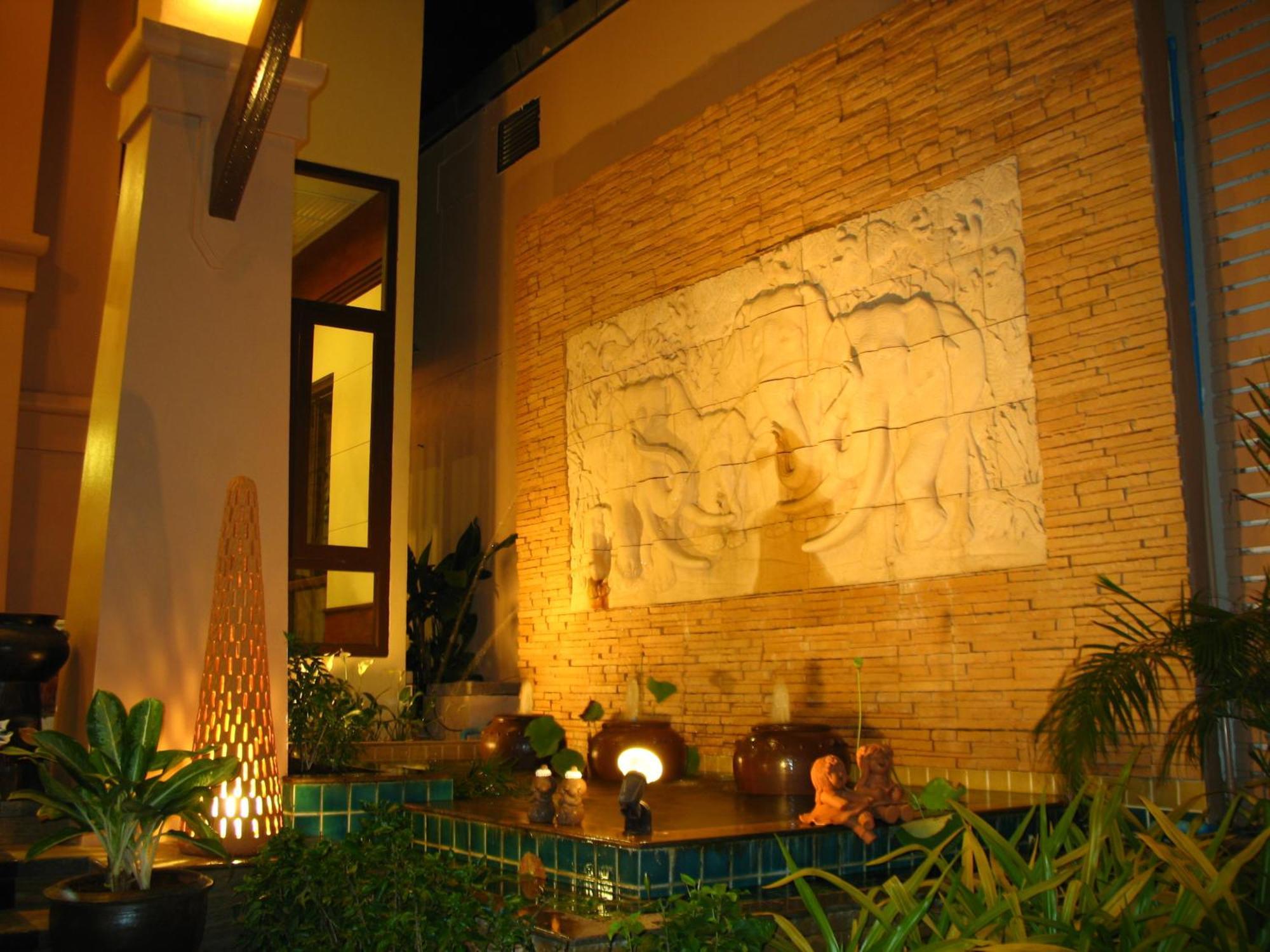 Hotel Wannara Hua Hin