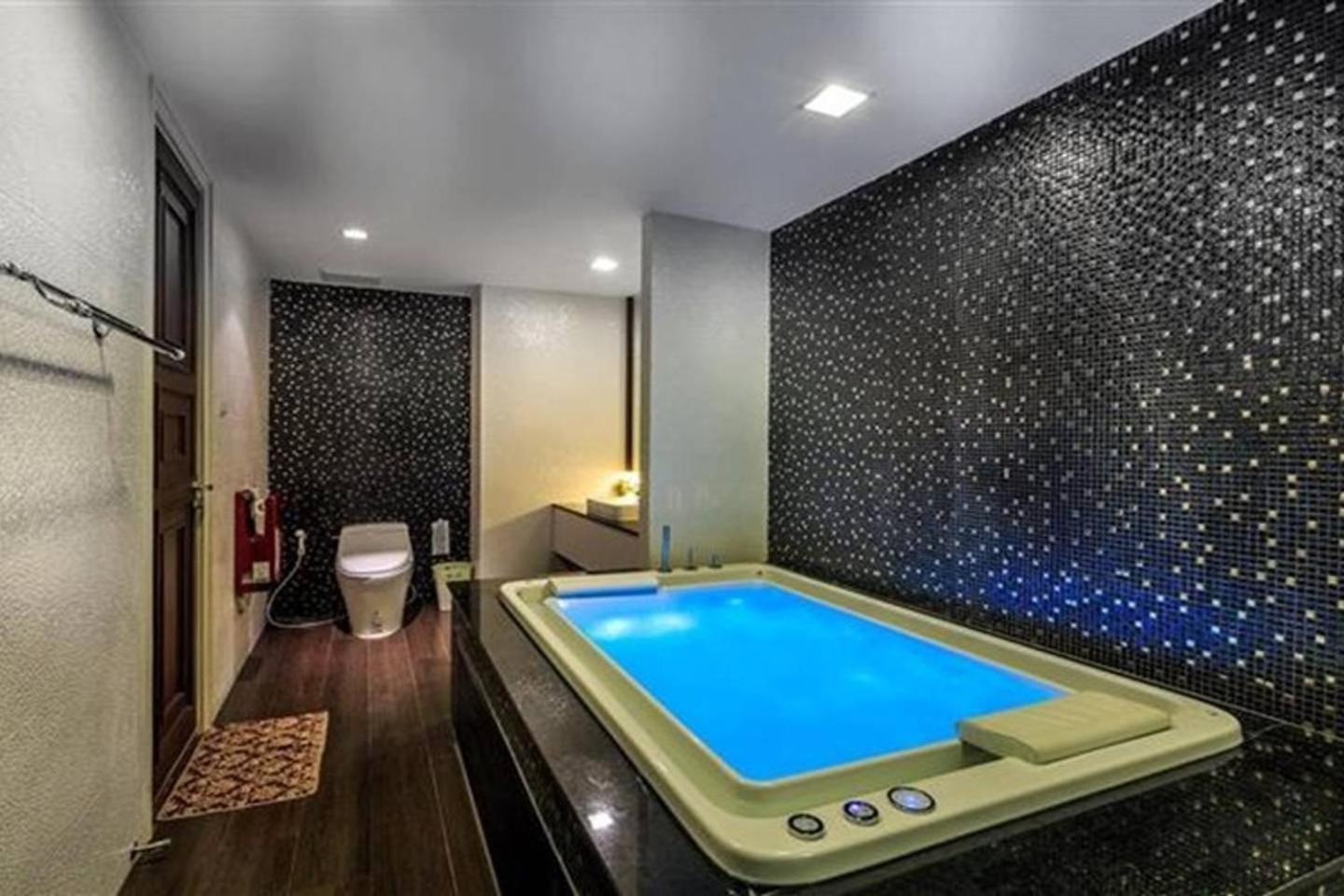 Marrakesh 4bedrooms With Jacuzzi 208 HHQ