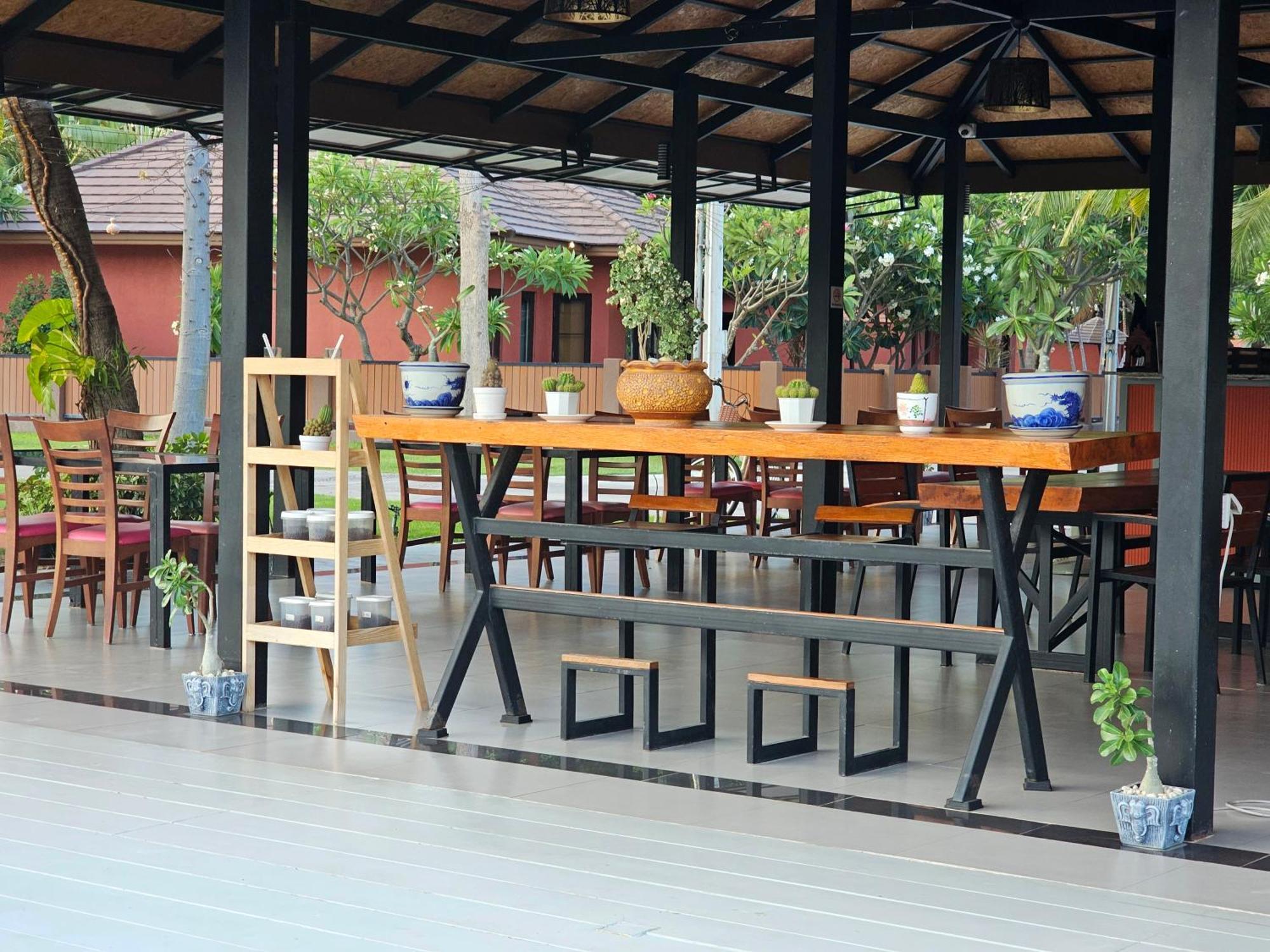 Baan Mesuk And Resort Hua Hin