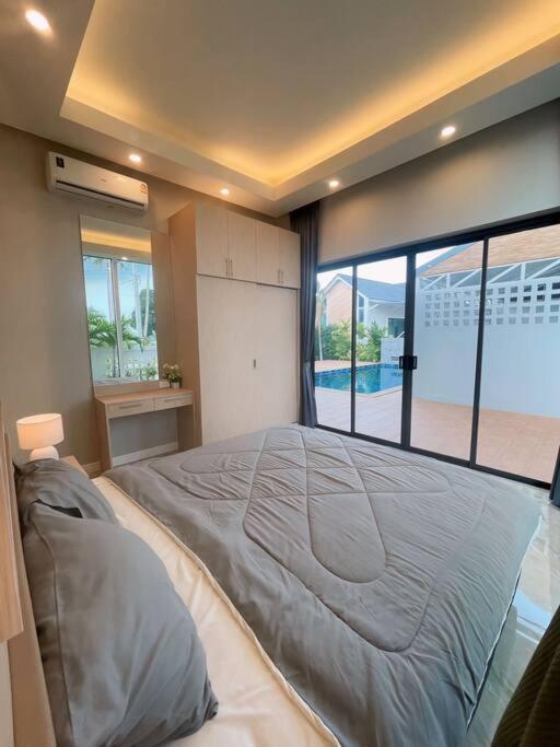 Azure Escape Pool *