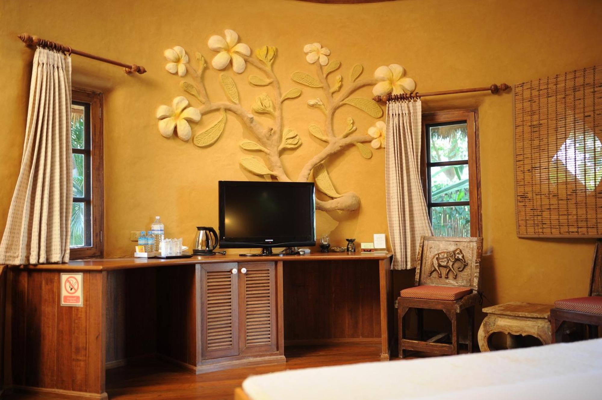 Resort Vana Varin HHQ