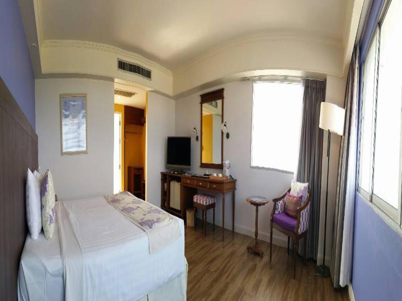Hotel Grand And Plaza - Sha Extra
