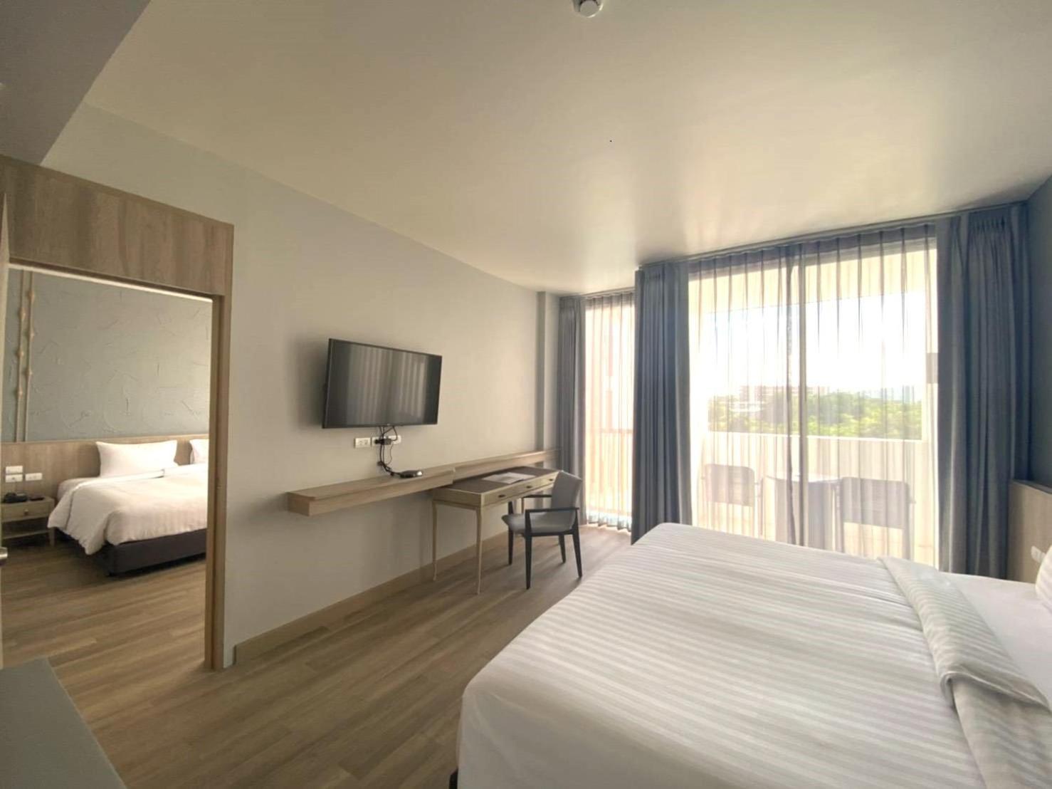 Hotel Isanook &