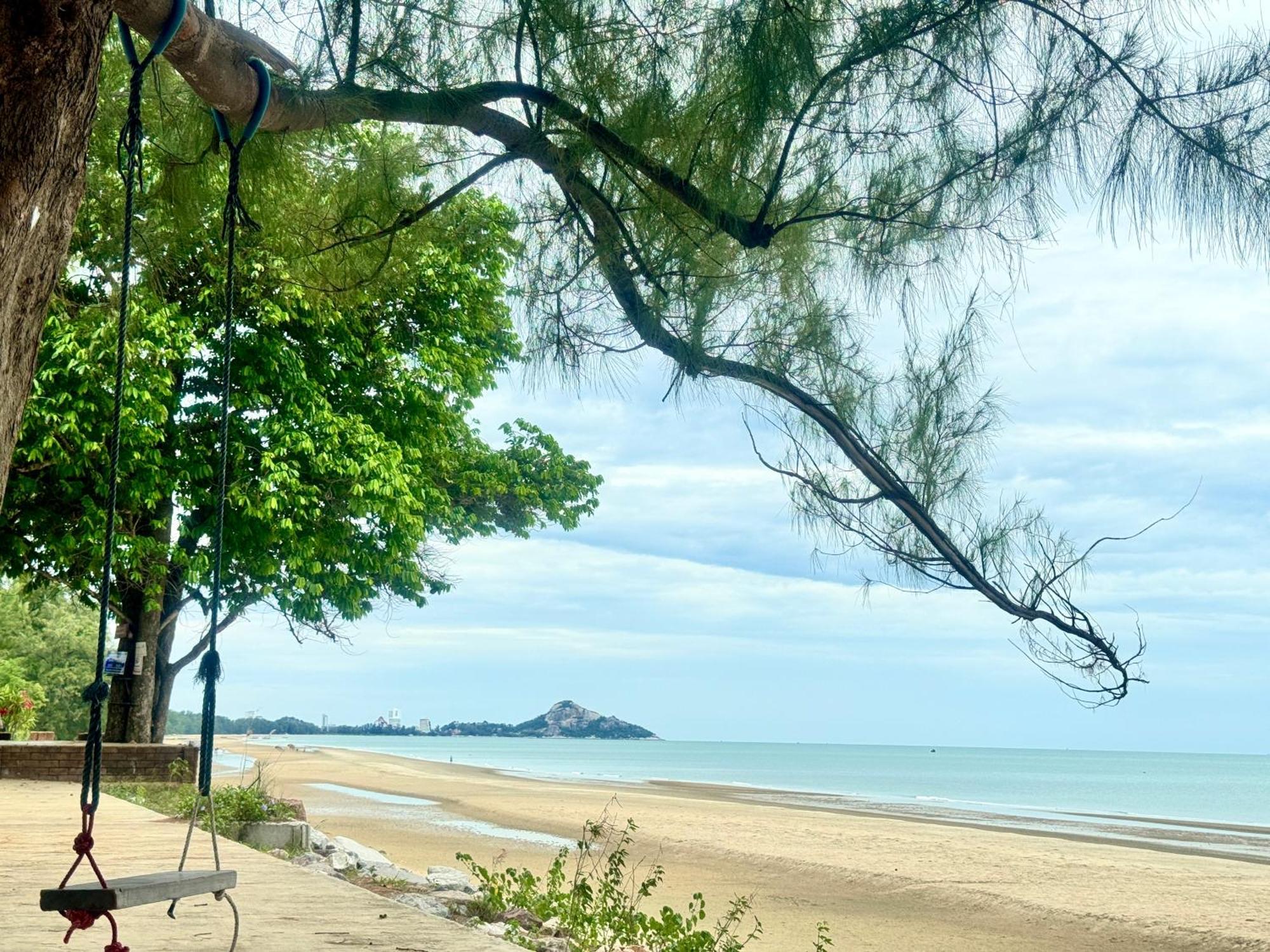 Sea&mountain View,5 Mins Walk To Famous With King Size Bed Hua Hin