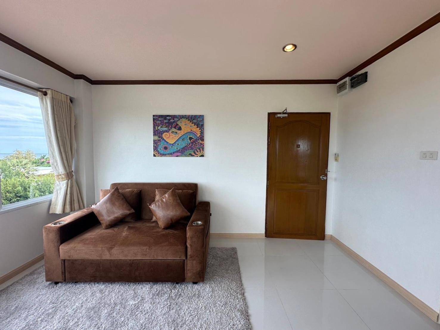 Hotel Thipurai 2*