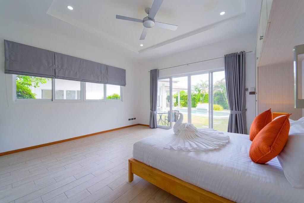 4 Bedroom Private Pool - Mr51 * Hua Hin