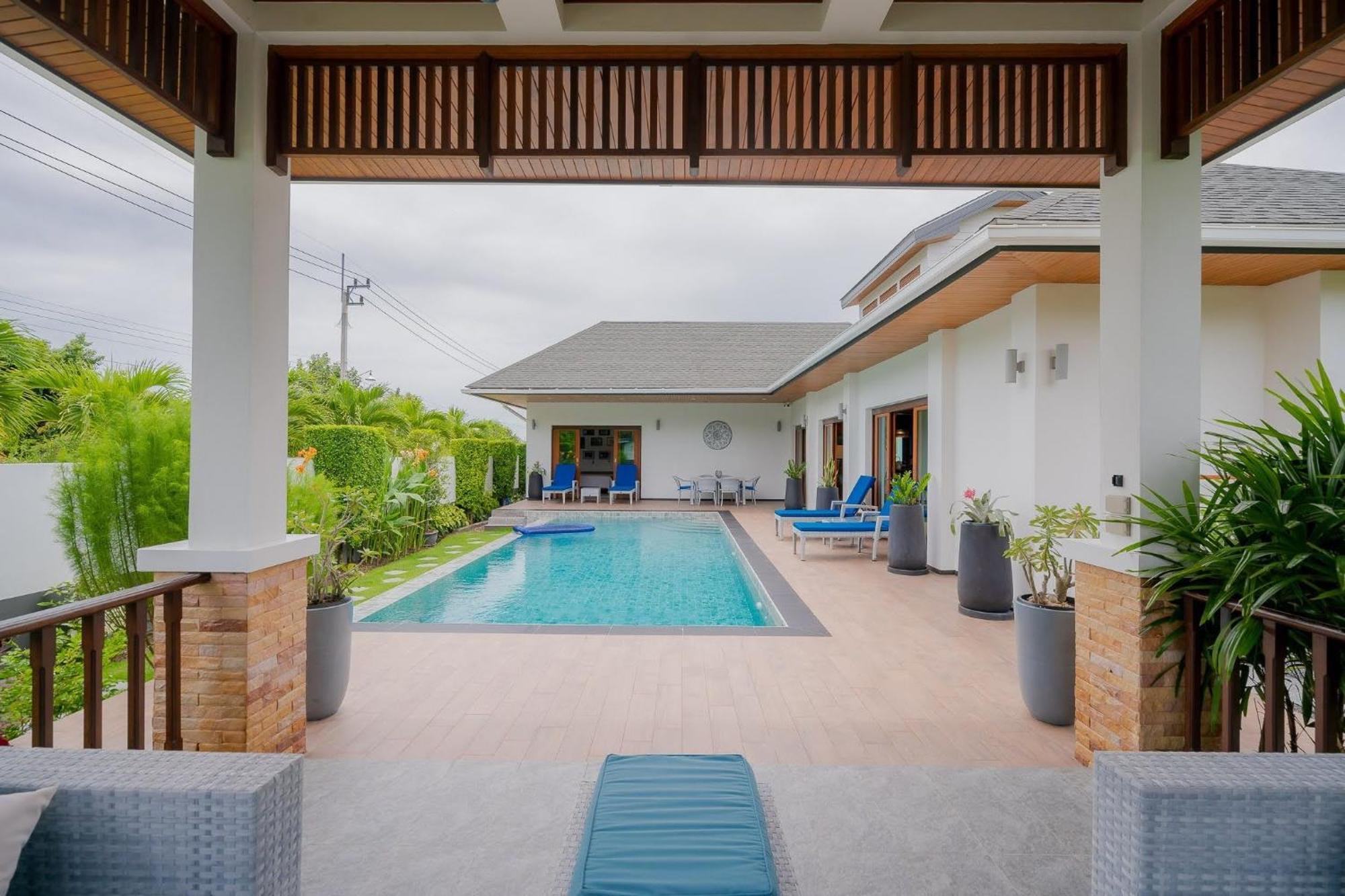 La Georges Hua Hin