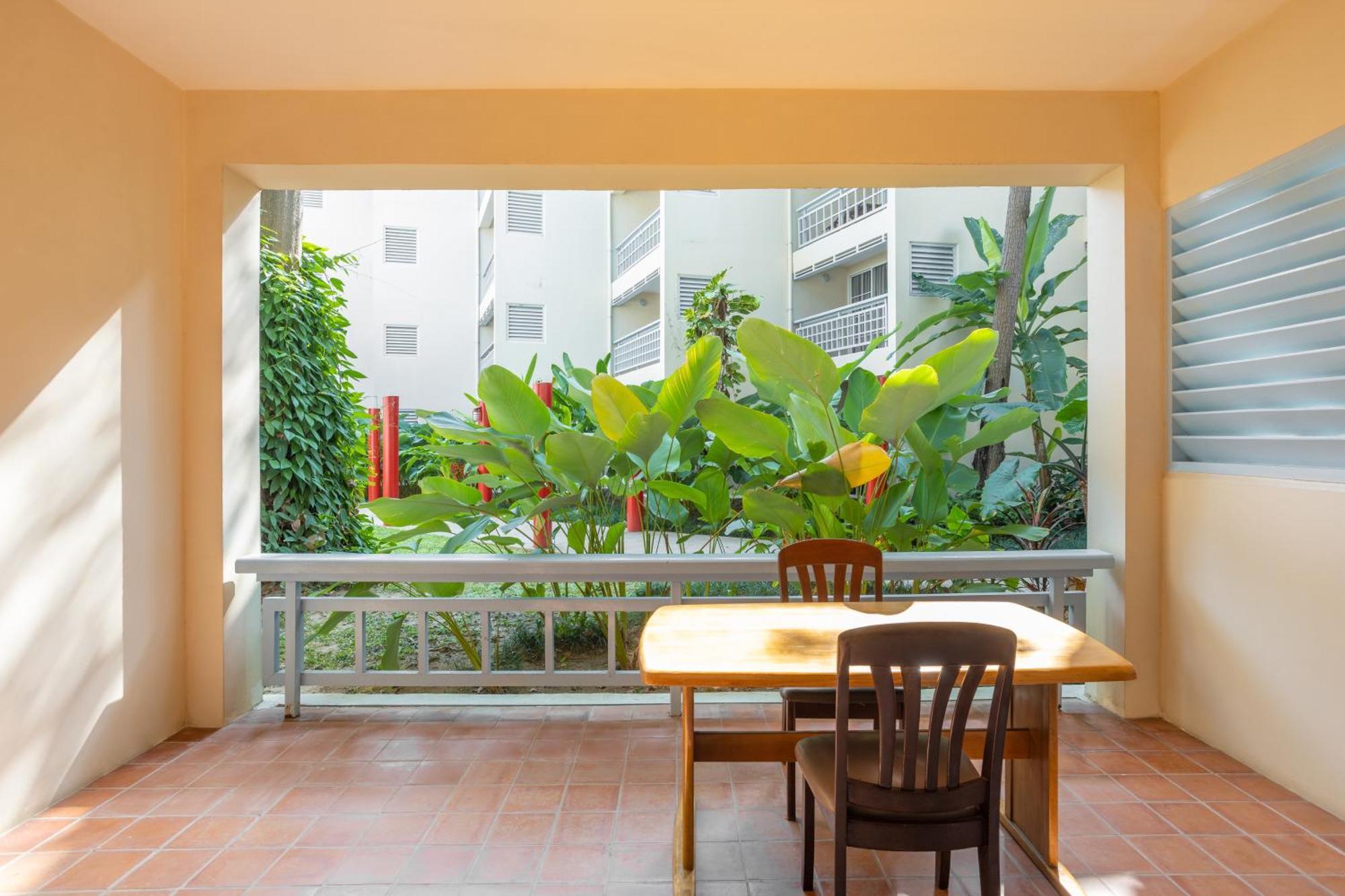 Chom View Hotel, 3*