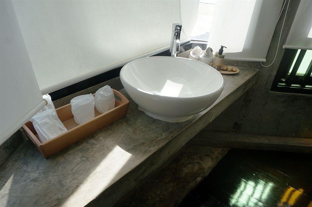 The Herbs By The Sea 4*